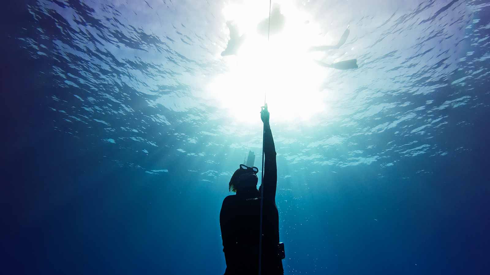 Student ascending up the line while doing a Discover Freediving Course in Gozo